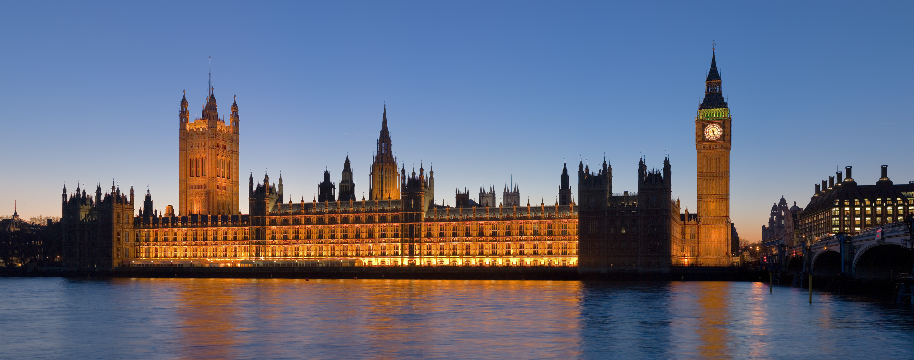 Palace_of_Westminster_London_-_Feb_2007