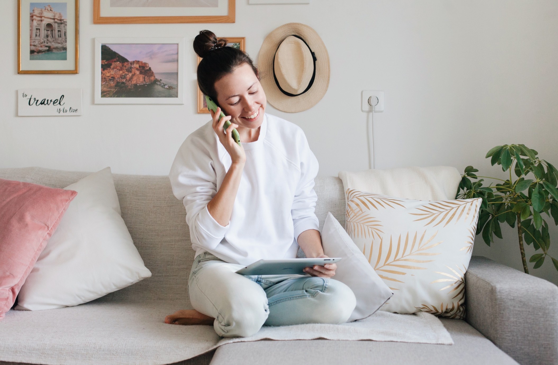 self_employed_woman_working_from_home_on_the_phone